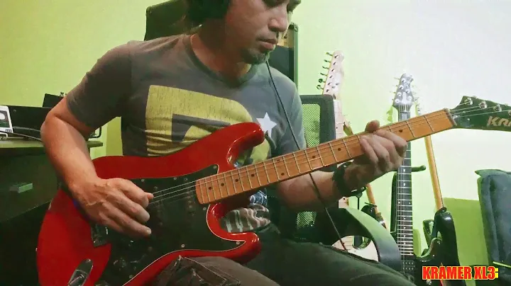 Kramer XL3 (making guitar instrumental song with only 4 strings)